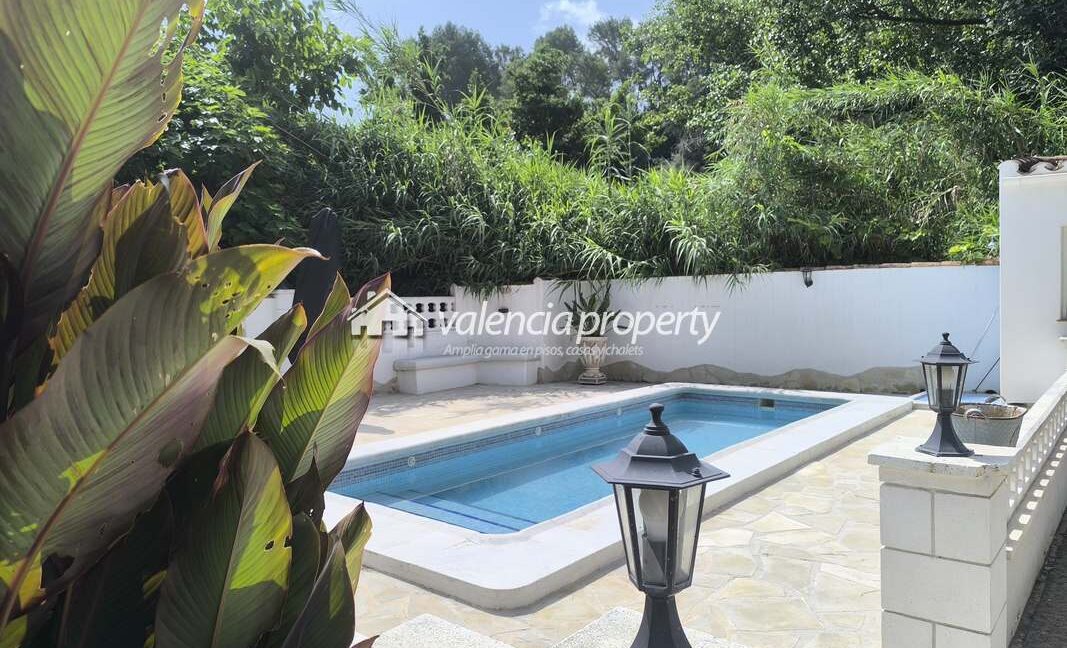 1piscina2
